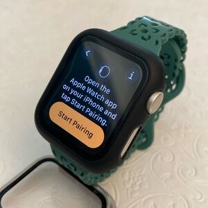 Apple Watch SE 2nd Gen 40 mm Alu Star Sp S/M GPS Model A3722